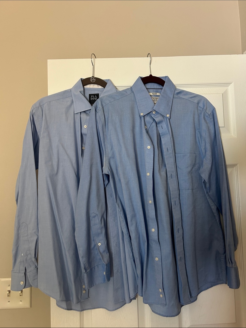 Set of 2 Jos A Bank Classic Light Blue Men's Slim Fit Dress Shirts - Button-Down
